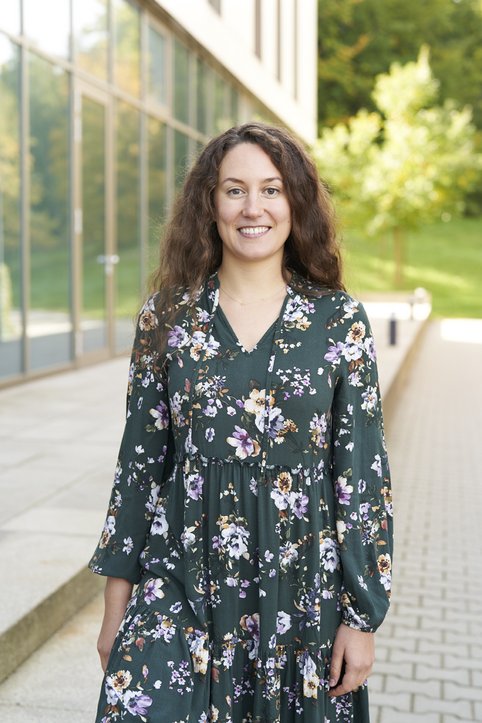 Teresa Schmid Teresa Schmid